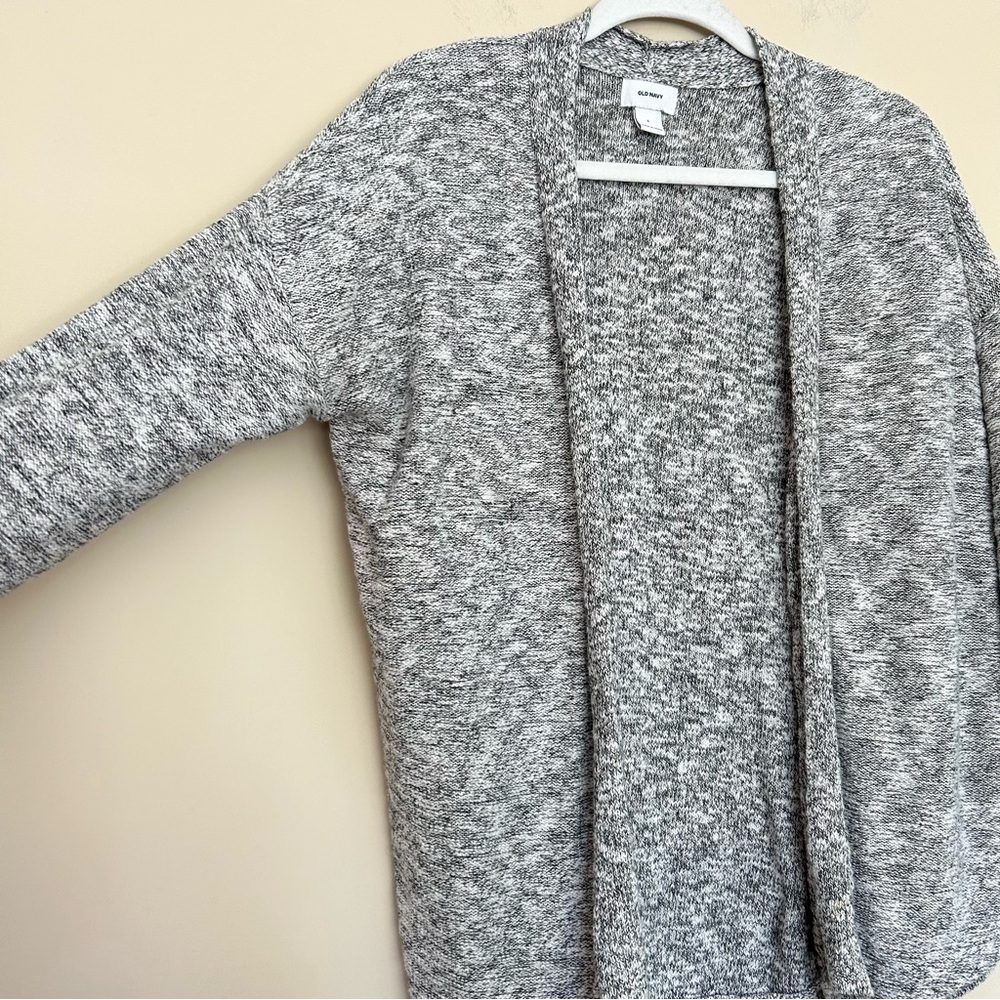 Old Navy Women’s Gray Marled Knit Open Cardigan - Picture 4 of 9